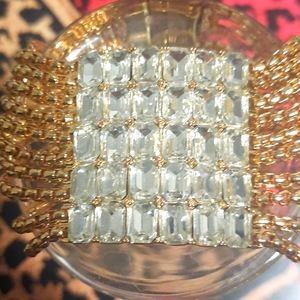 Fan White Crystal Pearl Bracelet